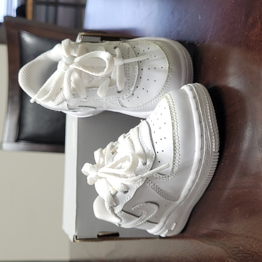 Brand new baby shoes